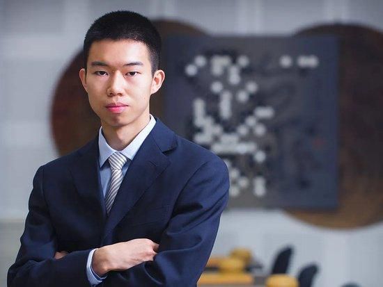 妮可·基德曼、海伦·米伦、乌玛·瑟曼现身。