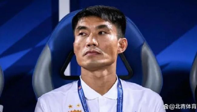 《扬名立万》单日票房2741万 《还魂之迷失曼谷》发布人体彩绘海报 神秘诡异 2014-12-22 日前，电影《还魂之迷失曼谷》片方发布了一组人体彩绘版电影海报，这是华语电影首次以“人体彩绘”作为电影海报出现，亦是全球首次发布“人体彩绘”版电影海报。